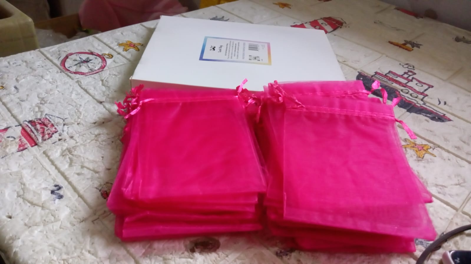 8019 Organza Gift Bags Small Mesh Bags Drawstring Gift Bags Christmas Drawstring Organza Gift Bags, Wedding Party Festival Gift Bags (50 Pcs Set) 8019 Organza Gift Bags Small Mesh Bags Drawstring Gift Bags Christmas Drawstring Organza Gift Bags, Wedding Party Festival Gift Bags (50 Pcs Set)